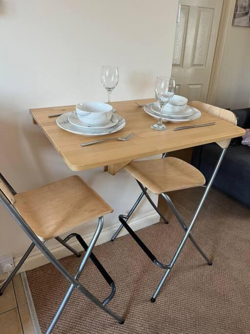 1 Bedroom Flat Sleeps 4 In Abingdon Oxfordshire Dış mekan fotoğraf